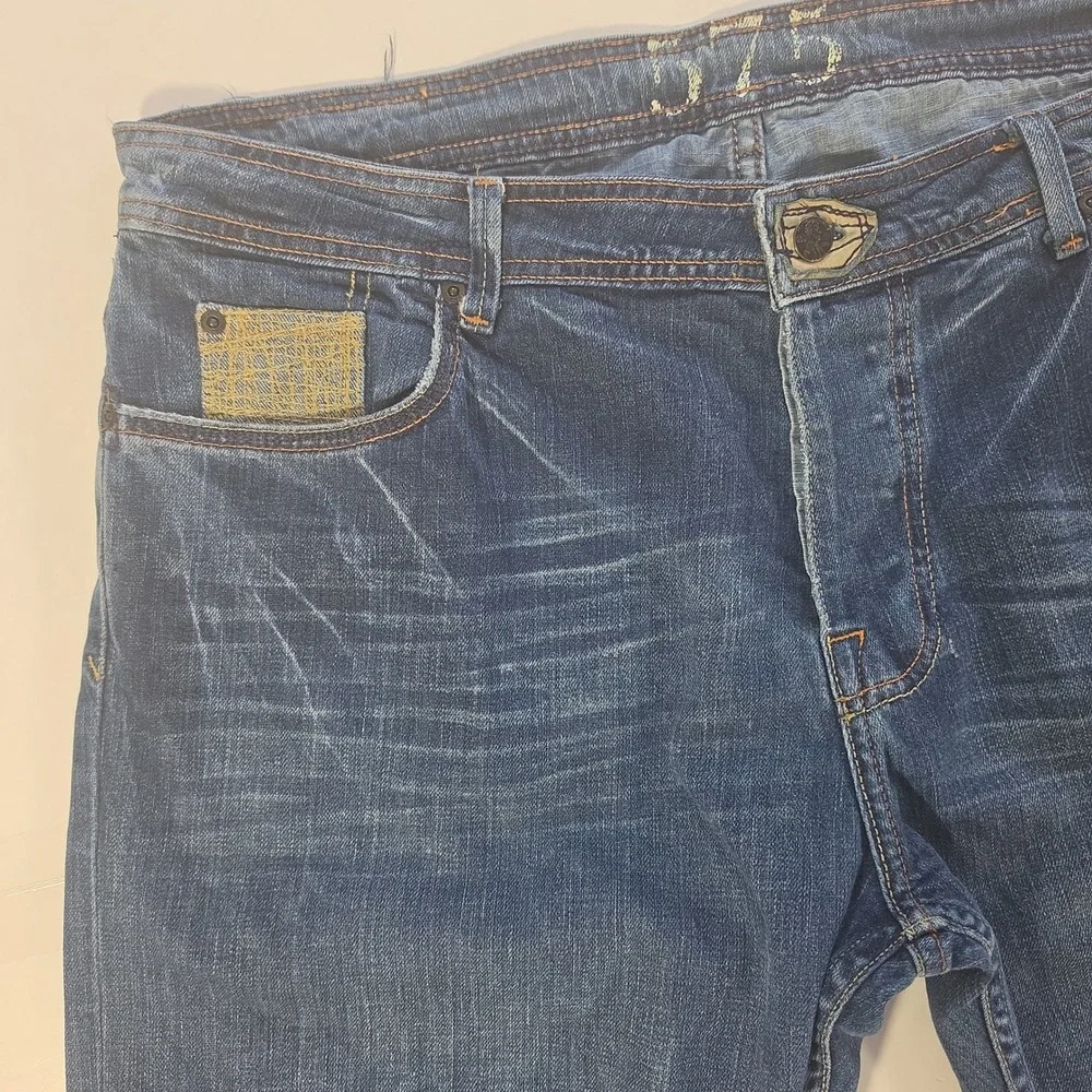 575 Denim Mens Straight Leg Buttin Fly Distressed Whiskered Blue Jeans LA Sz 38
